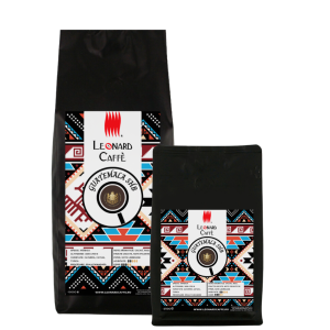 Diversitatea bogată a aromelor din cafeaua guatemaleză oglindește esența cafelei din America Centrală, oferind o gamă variată de arome, de la nuanțe bogate și terestre la arome proaspete și citrice.