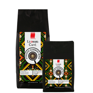 Cafeaua Moka etiopiană este renumită pentru diversitatea sa unică de arome, reprezentând esența cafelei din Africa de Est, cu profiluri care variază de la note florale și fructate până la bogăția terestră.